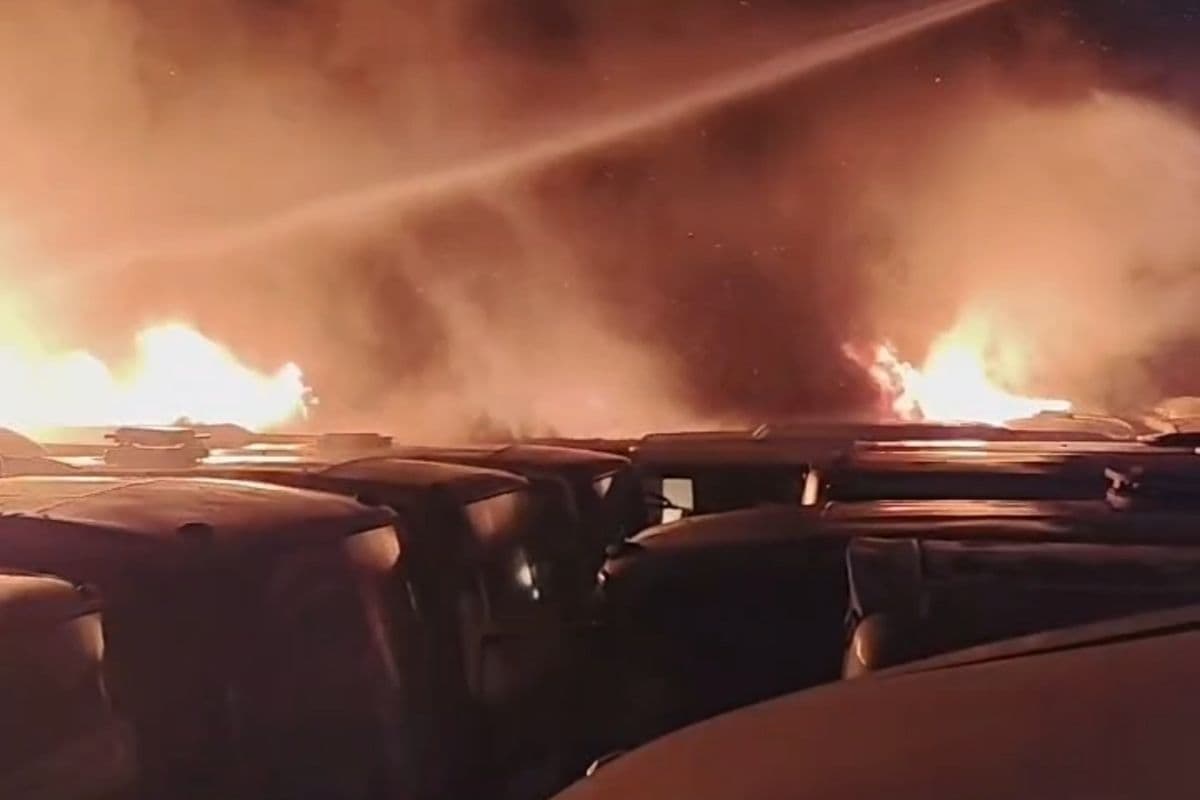 50 Buses Destroyed in One Depot Fire.